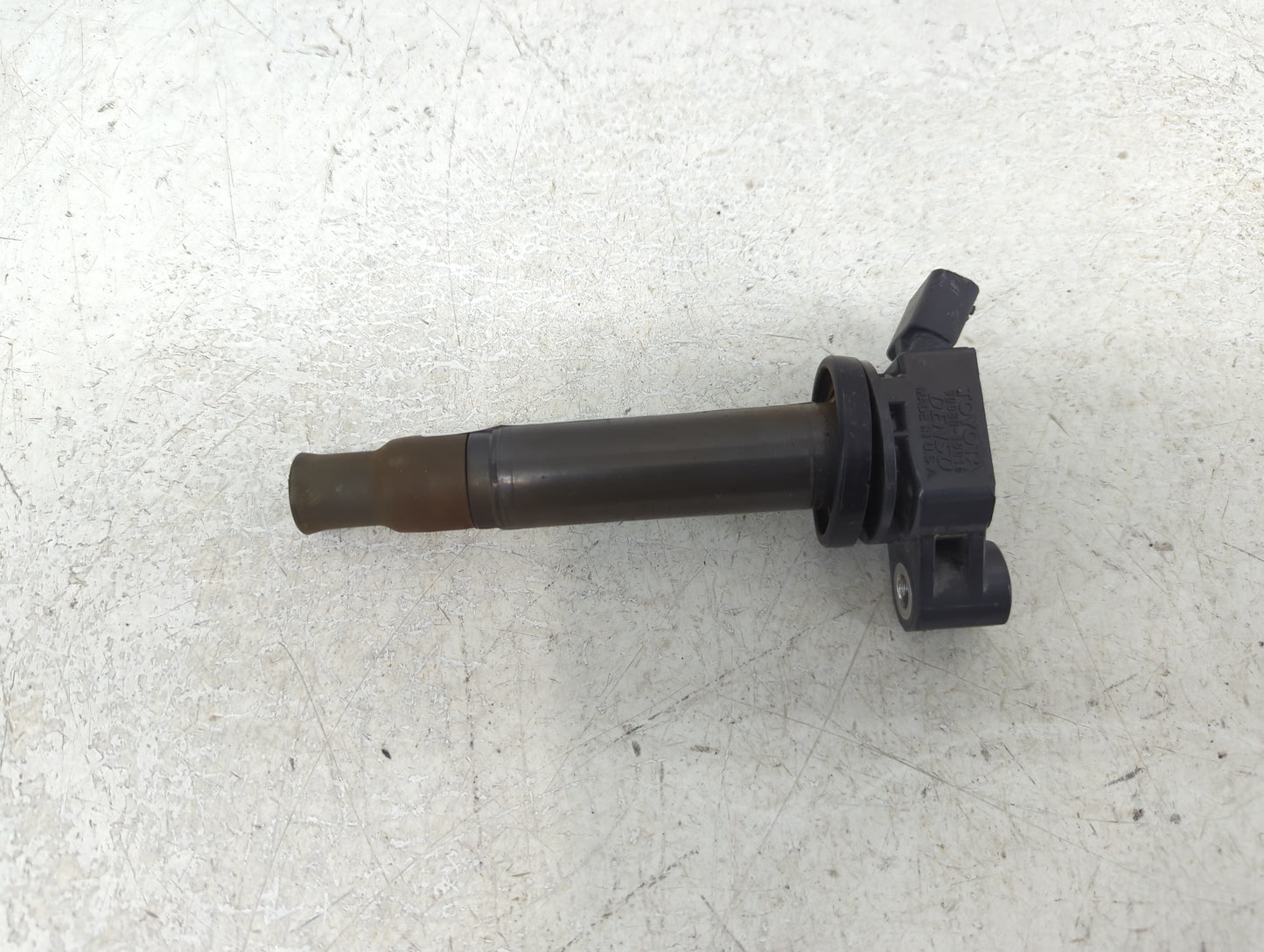 2004-2006 Lexus Es330 Ignition Coil Igniter Pack - Oemusedautoparts1.com
