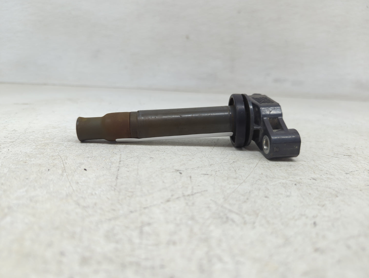 2004-2006 Lexus Es330 Ignition Coil Igniter Pack - Oemusedautoparts1.com