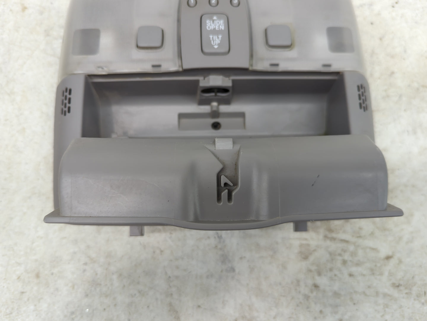 2005-2006 Lexus Es330 Overhead Roof Console - Oemusedautoparts1.com