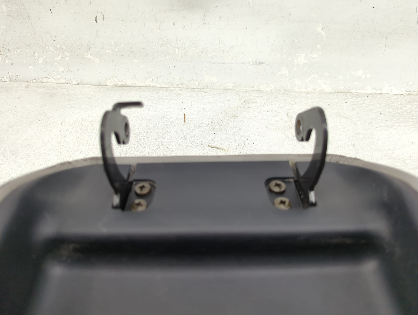 2005 Lexus Es330 Center Console Armrest Cover Lid Fits OEM Used Auto Parts - Oemusedautoparts1.com