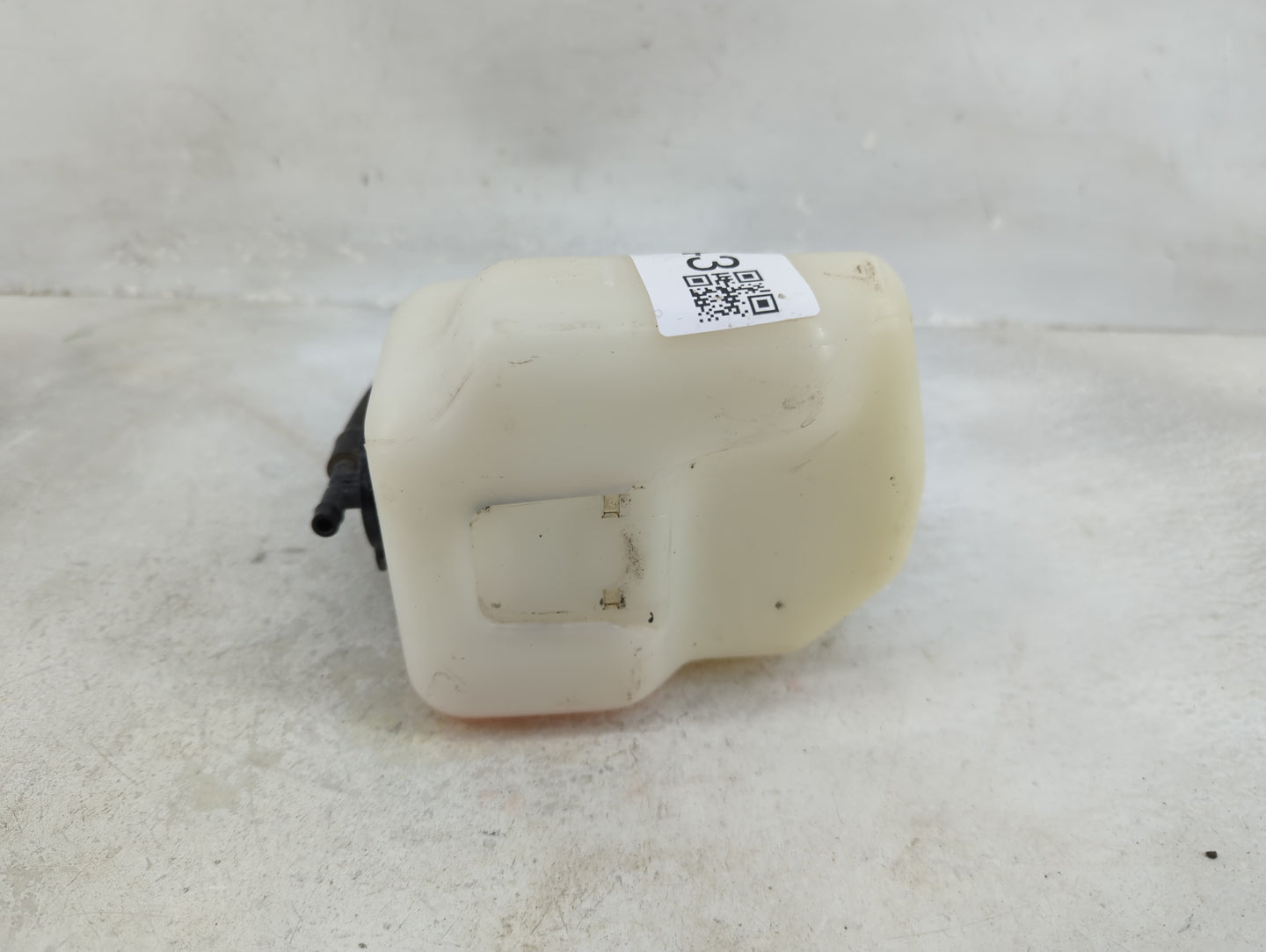 2004-2006 Lexus Es330 Radiator Coolant Overflow Expansion Tank Bottle 1433243 - Oemusedautoparts1.com