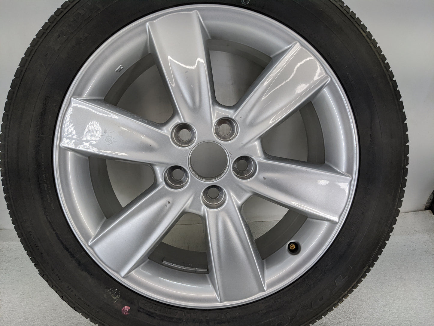 2004-2006 Lexus Es330 Oem Wheel Rim 1455287 - Oemusedautoparts1.com