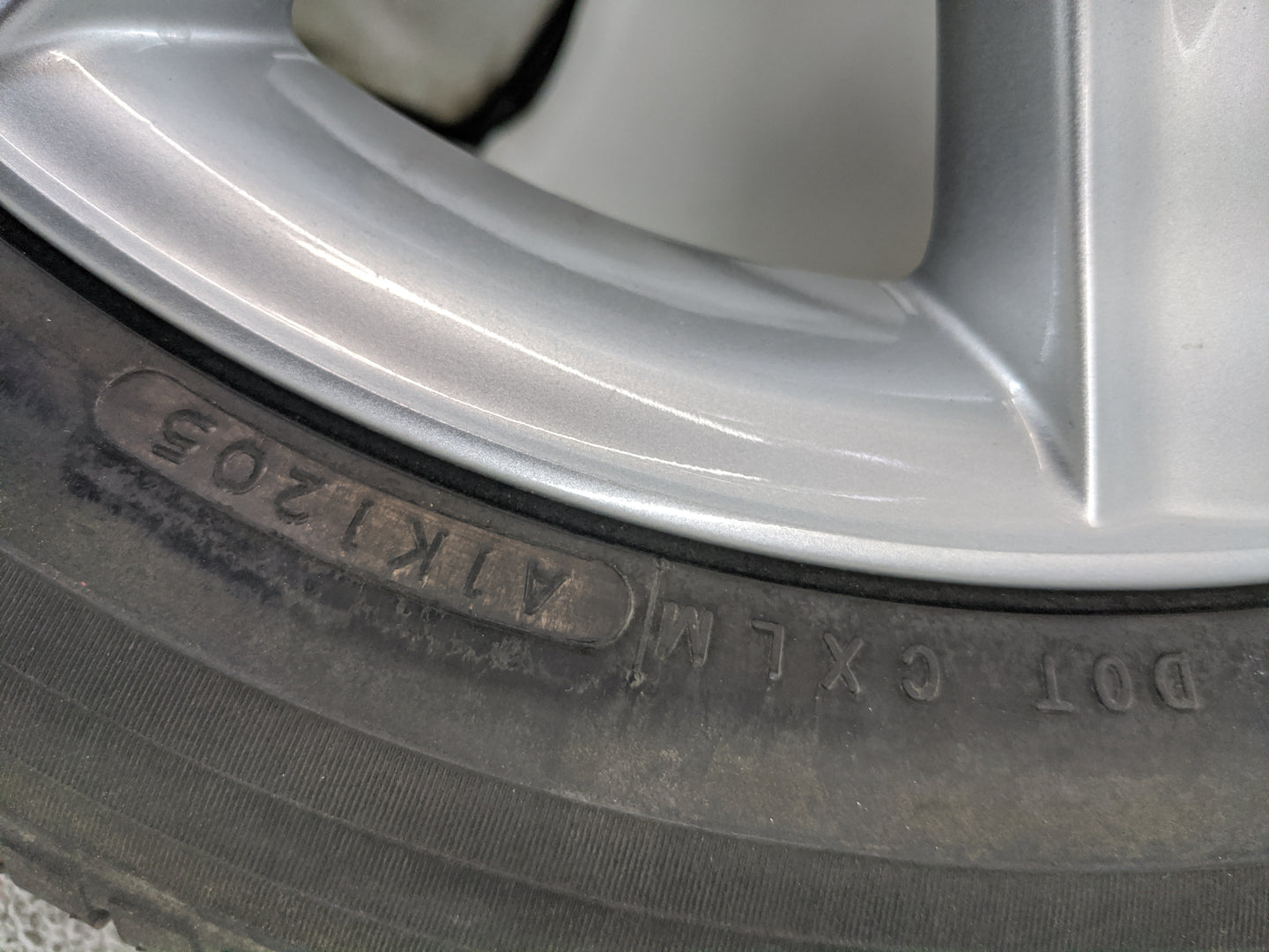 2004-2006 Lexus Es330 Oem Wheel Rim 1455287 - Oemusedautoparts1.com