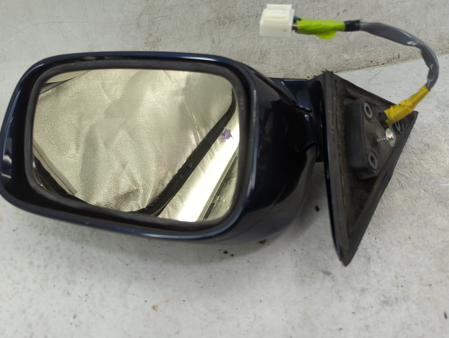 2004-2006 Lexus Es330 Driver Side View Mirror - Left Door Mirror OEM Used - Oemusedautoparts1.com