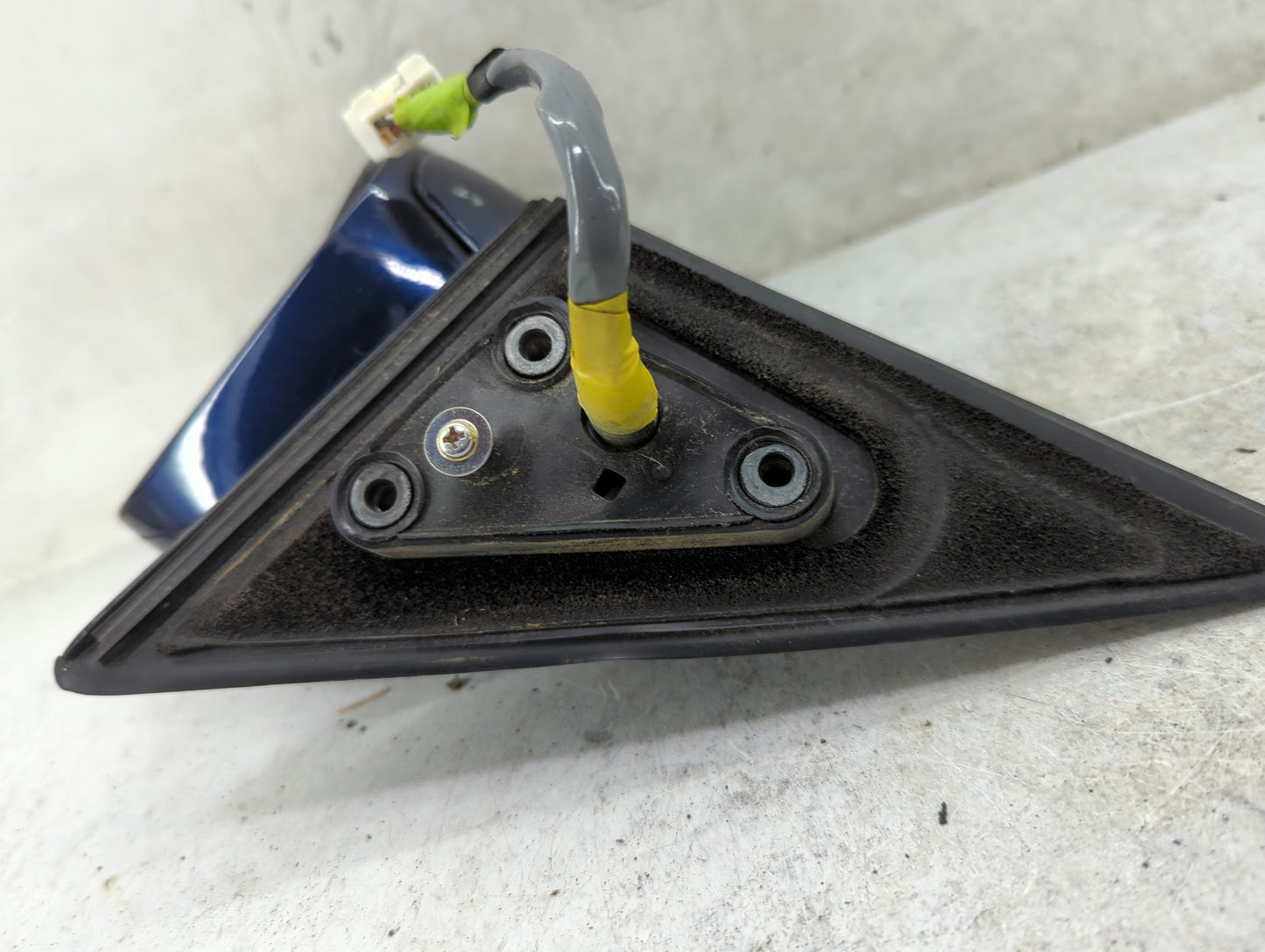 2004-2006 Lexus Es330 Driver Side View Mirror - Left Door Mirror OEM Used - Oemusedautoparts1.com