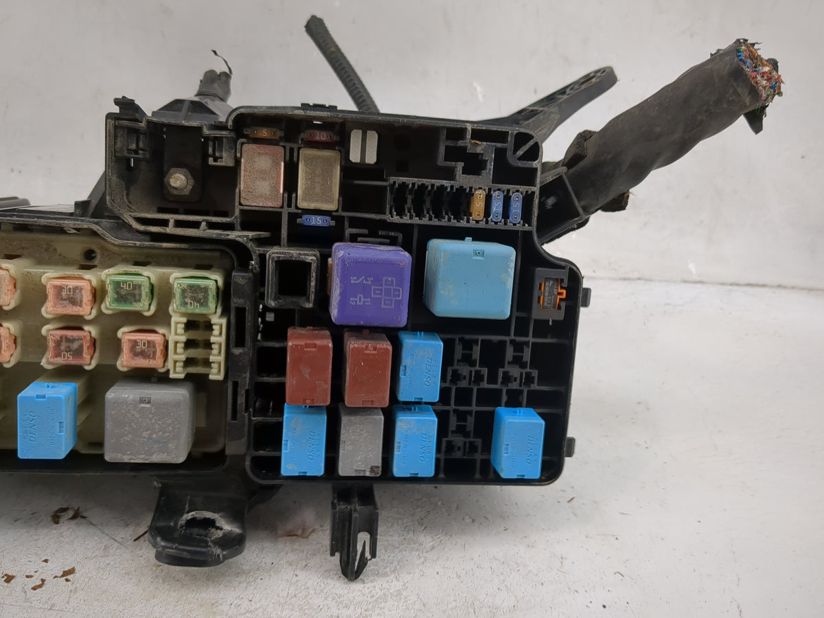 2004-2006 Lexus Es330 Fusebox Fuse Box Panel Relay Module P/N:7154-8036 Fits Fits 2004 2005 2006 OEM Used Auto Parts - Oemus