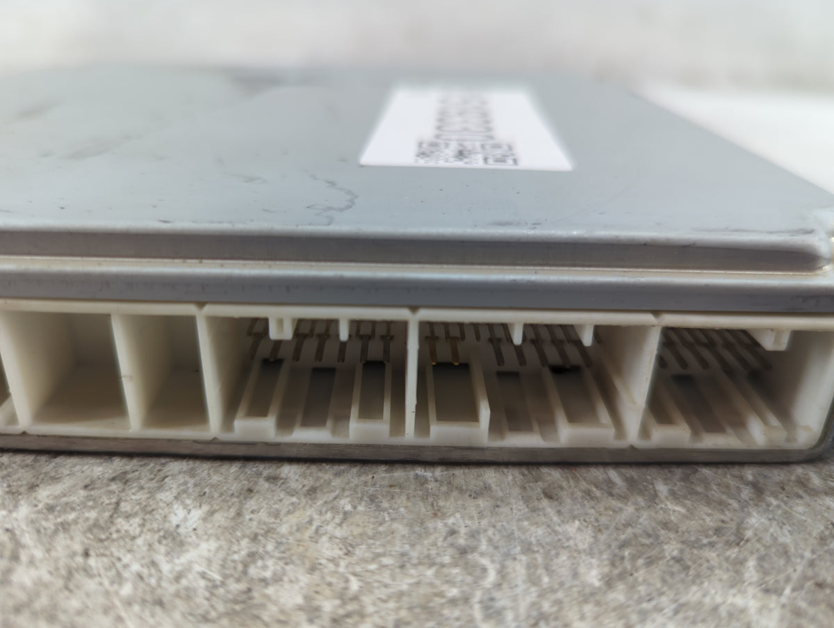 2004-2005 Lexus Es330 PCM Engine Control Computer ECU ECM PCU OEM P/N:89661-33B30 275100-0551 Fits 2004 2005 OEM Used Auto P