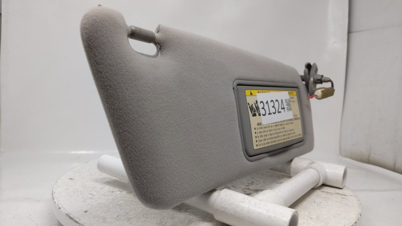 2005-2006 Lexus Es330 Sun Visor Shade Replacement Passenger Right Mirror Fits Fits 2005 2006 OEM Used Auto Parts - Oemusedau