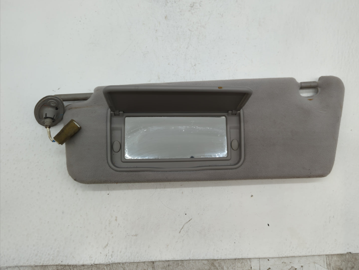 2005-2006 Lexus Es330 Sun Visor Shade Replacement Driver Left Mirror Fits Fits 2005 2006 OEM Used Auto Parts - Oemusedautopa