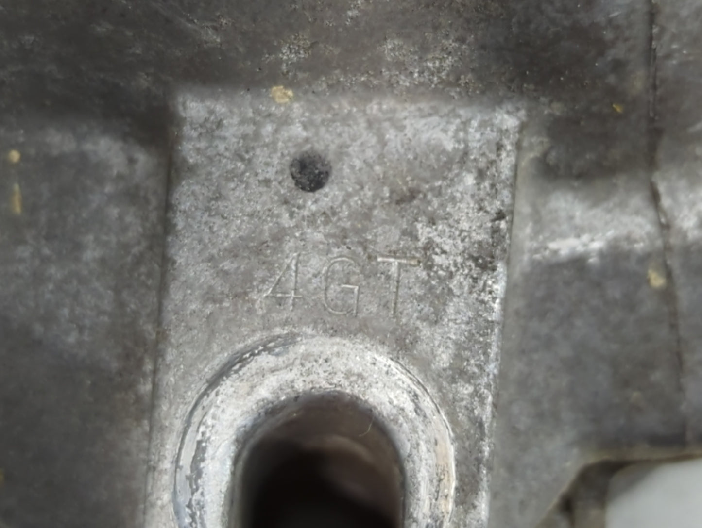 2004-2006 Lexus Es330 Throttle Body P/N:4GT Fits Fits 2003 2004 2005 2006 2007 2008 2009 2010 OEM Used Auto Parts - Oemuseda