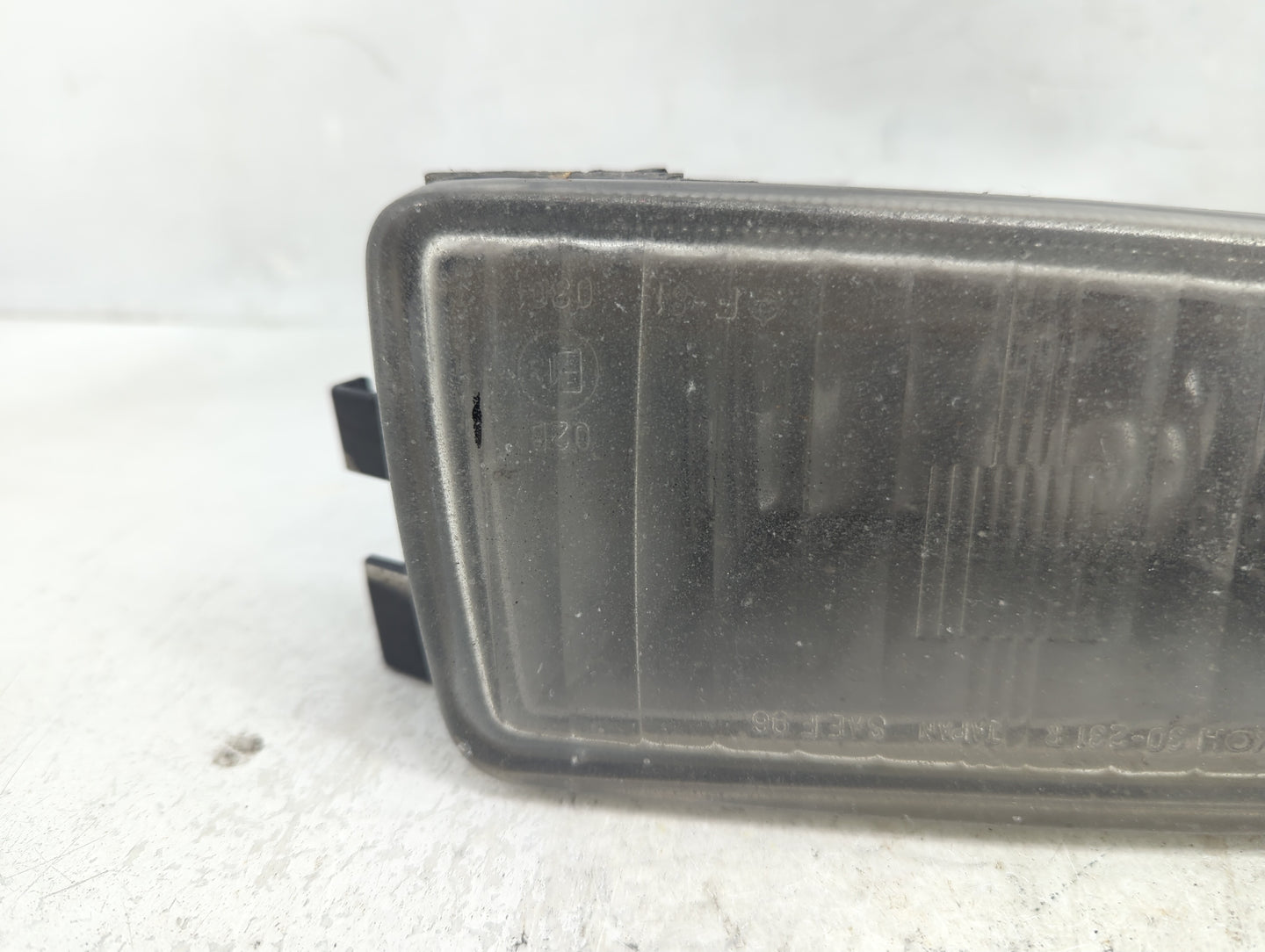 1998-2005 Lexus Gs300 Passenger Right Oem Fog Light Lamp - Oemusedautoparts1.com