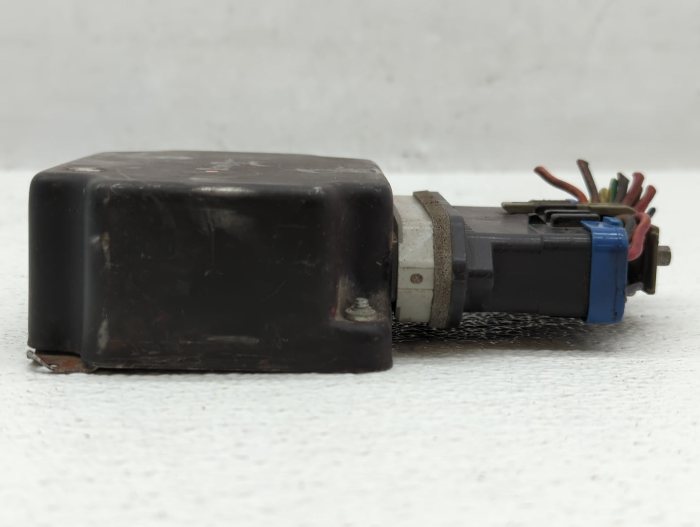 2005 Lexus Is300 Ignition distributor - Oemusedautoparts1.com
