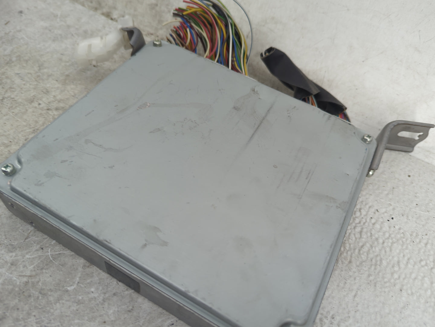 2005 Lexus Rx330 PCM Engine Control Computer ECU ECM PCU OEM P/N:89661-48601 275100-2460 Fits OEM Used Auto Parts - Oemuseda