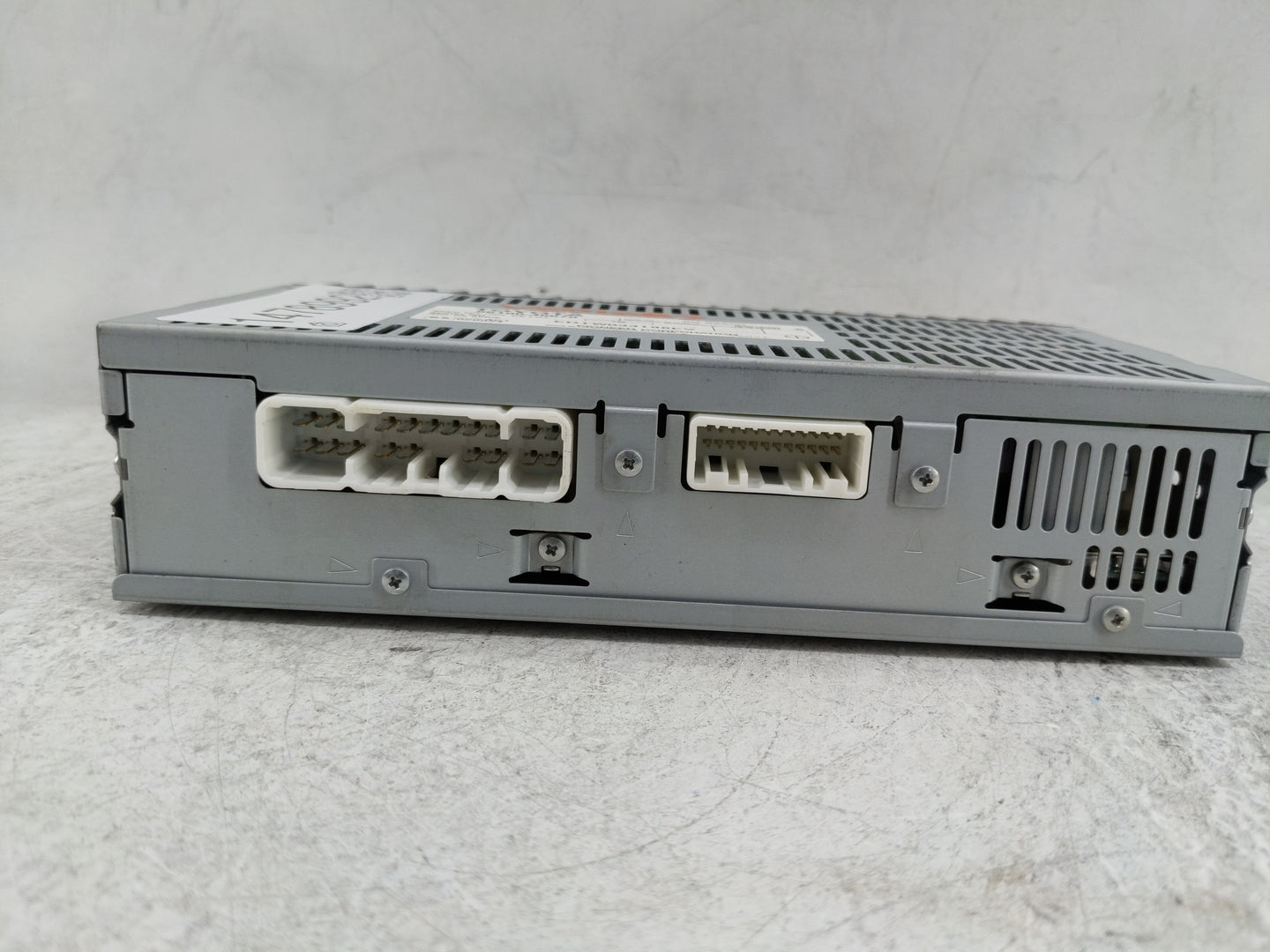 2005-2006 Lexus Rx330 Radio Speaker Amplifier - Oemusedautoparts1.com