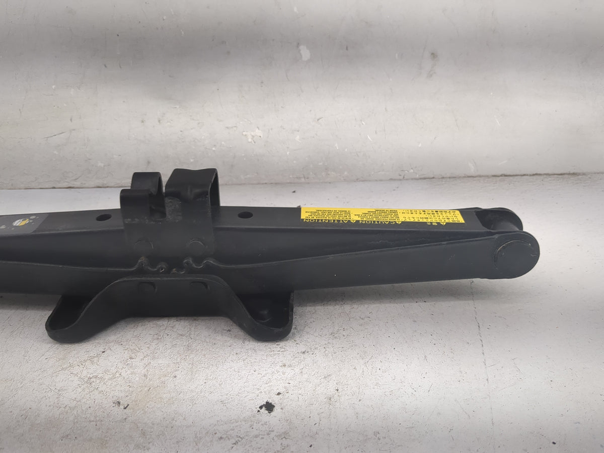 2005 Lexus Rx330 Spare Scissor Car Jack Black - Oemusedautoparts1.com