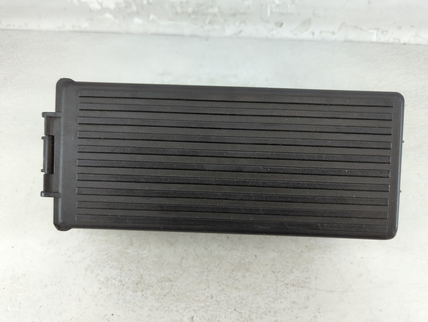 2004-2005 Lincoln Aviator Fusebox Fuse Box Panel Relay Module Fits Fits 2004 2005 OEM Used Auto Parts - Oemusedautoparts1.co