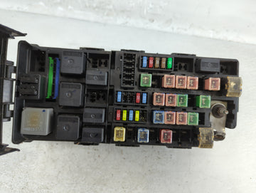 2004-2005 Lincoln Aviator Fusebox Fuse Box Panel Relay Module Fits Fits 2004 2005 OEM Used Auto Parts