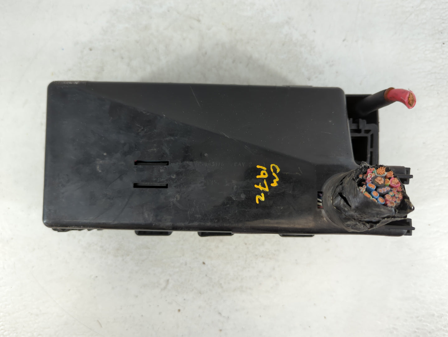 2004-2005 Lincoln Aviator Fusebox Fuse Box Panel Relay Module Fits Fits 2004 2005 OEM Used Auto Parts - Oemusedautoparts1.co