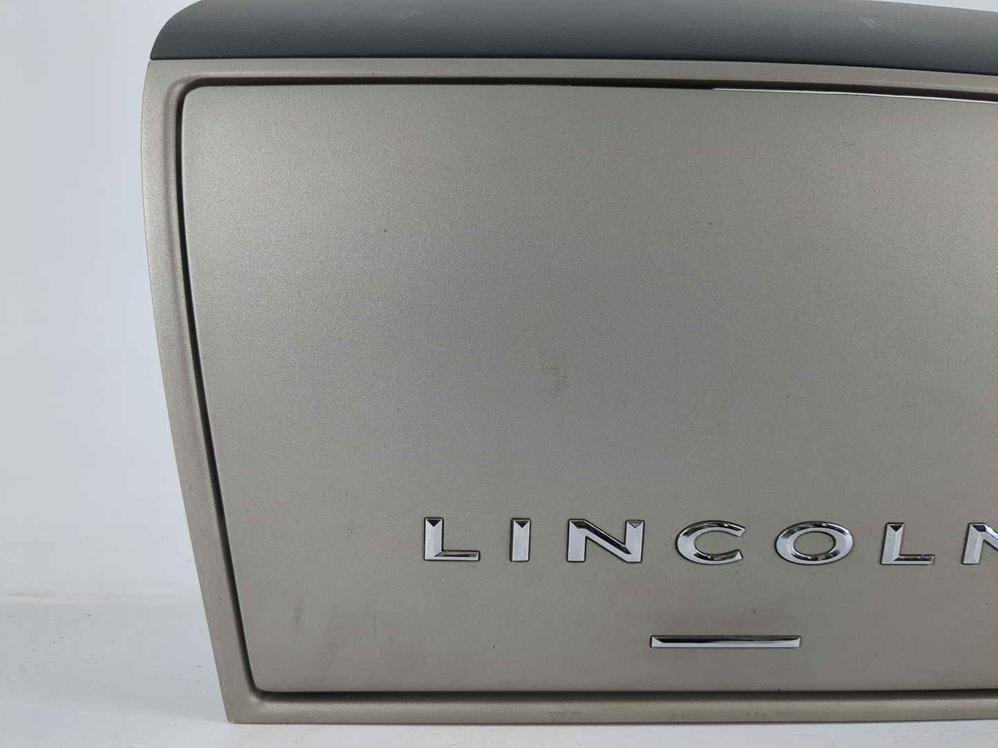 2005 Lincoln Aviator Information Radio Display Screen Bezel Vents - Oemusedautoparts1.com