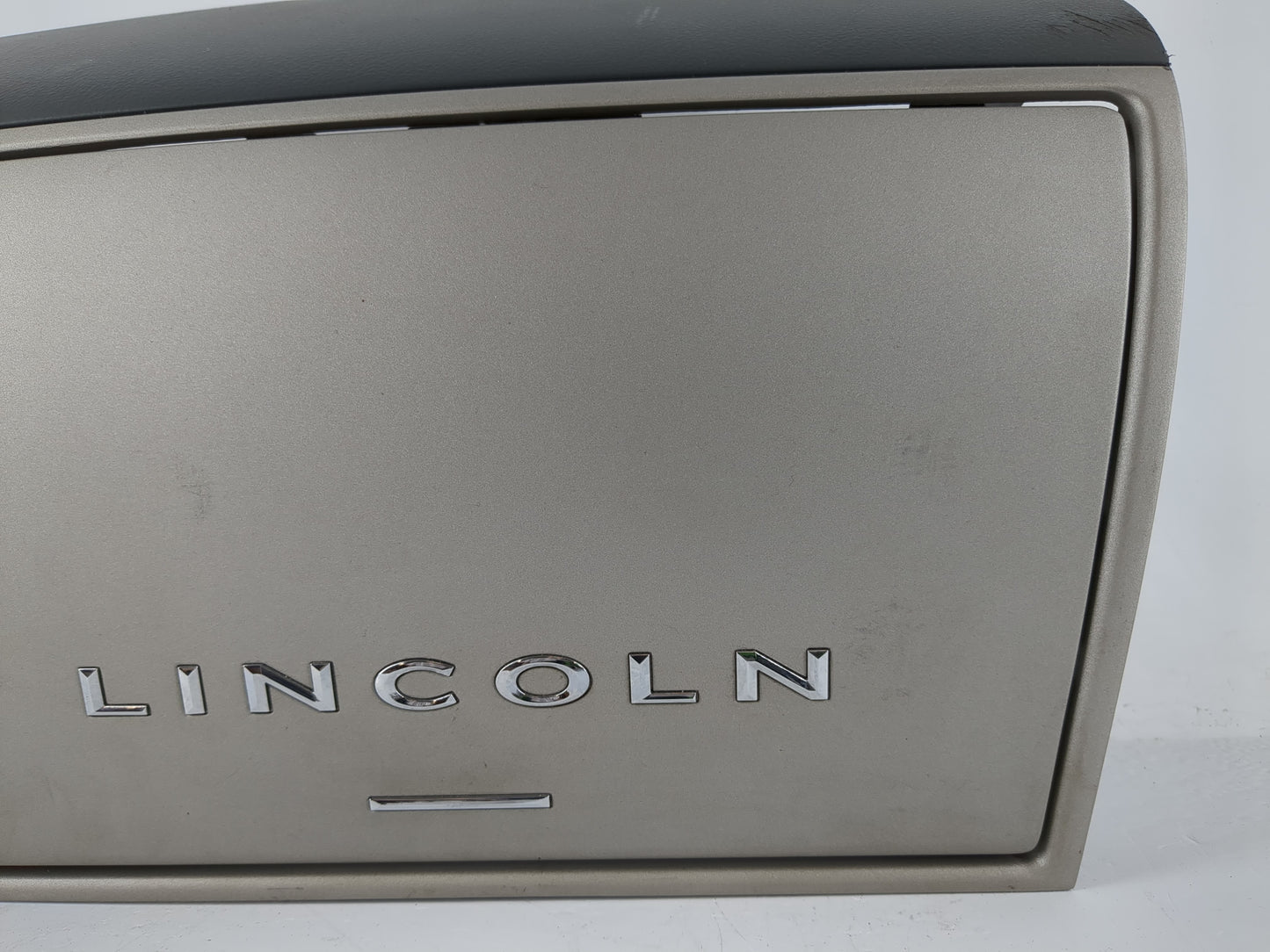 2005 Lincoln Aviator Information Radio Display Screen Bezel Vents - Oemusedautoparts1.com