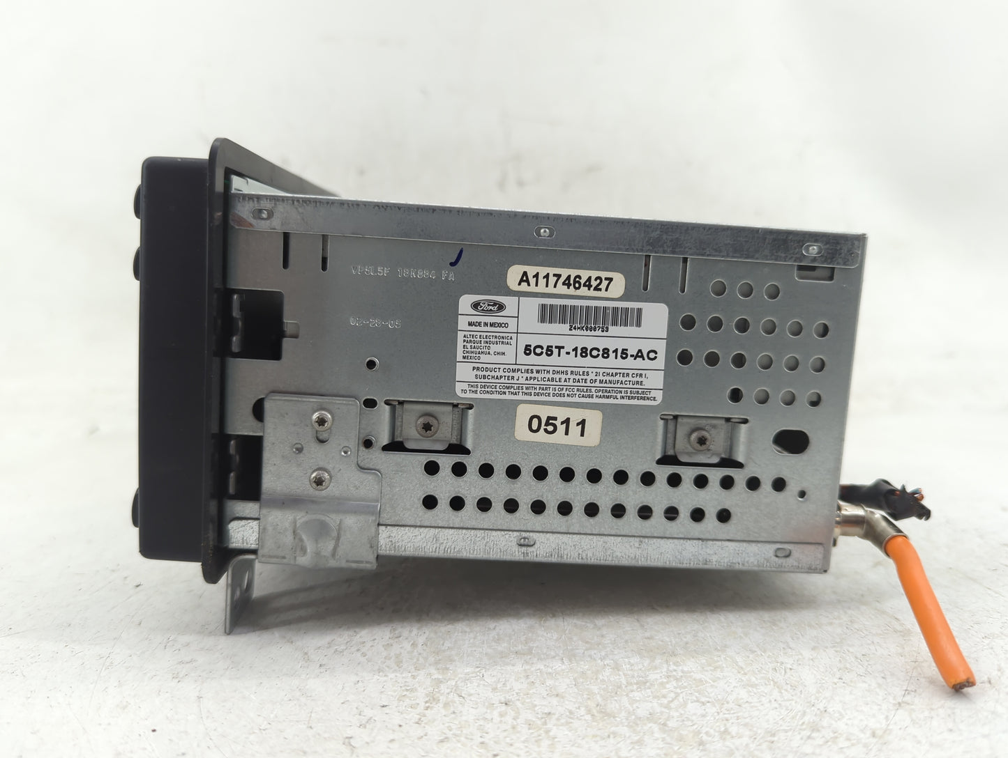 2005 Lincoln Aviator Radio AM FM Cd Player Receiver Replacement P/N:5C5T-18C815-AC Fits OEM Used Auto Parts - Oemusedautopar