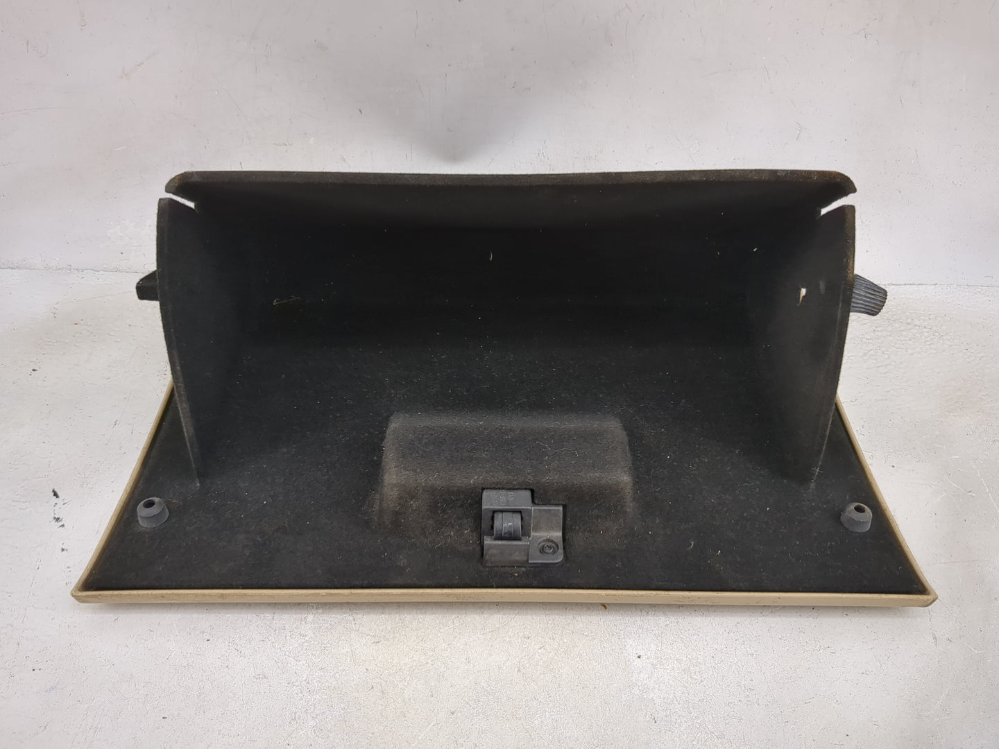 2005 Lincoln Aviator Passenger Glove Box Door Storage Compartment Beige - Oemusedautoparts1.com