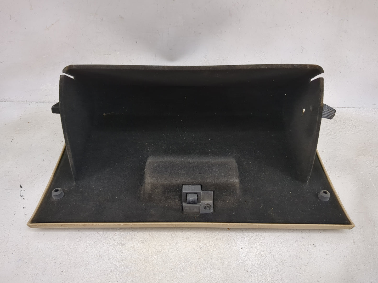 2005 Lincoln Aviator Passenger Glove Box Door Storage Compartment Beige - Oemusedautoparts1.com
