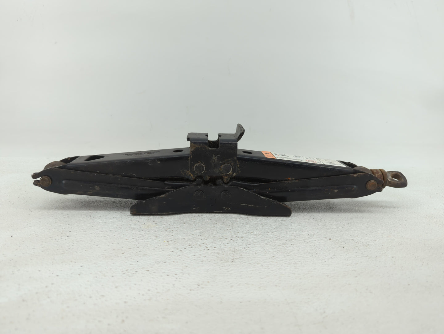 2005 Lincoln Aviator Spare Scissor Car Jack - Oemusedautoparts1.com