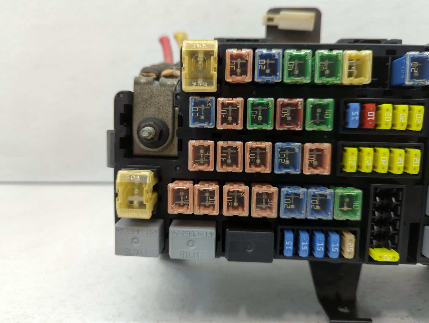 2004-2005 Lincoln Aviator Fusebox Fuse Box Panel Relay Module Fits Fits 2004 2005 OEM Used Auto Parts - Oemusedautoparts1.co