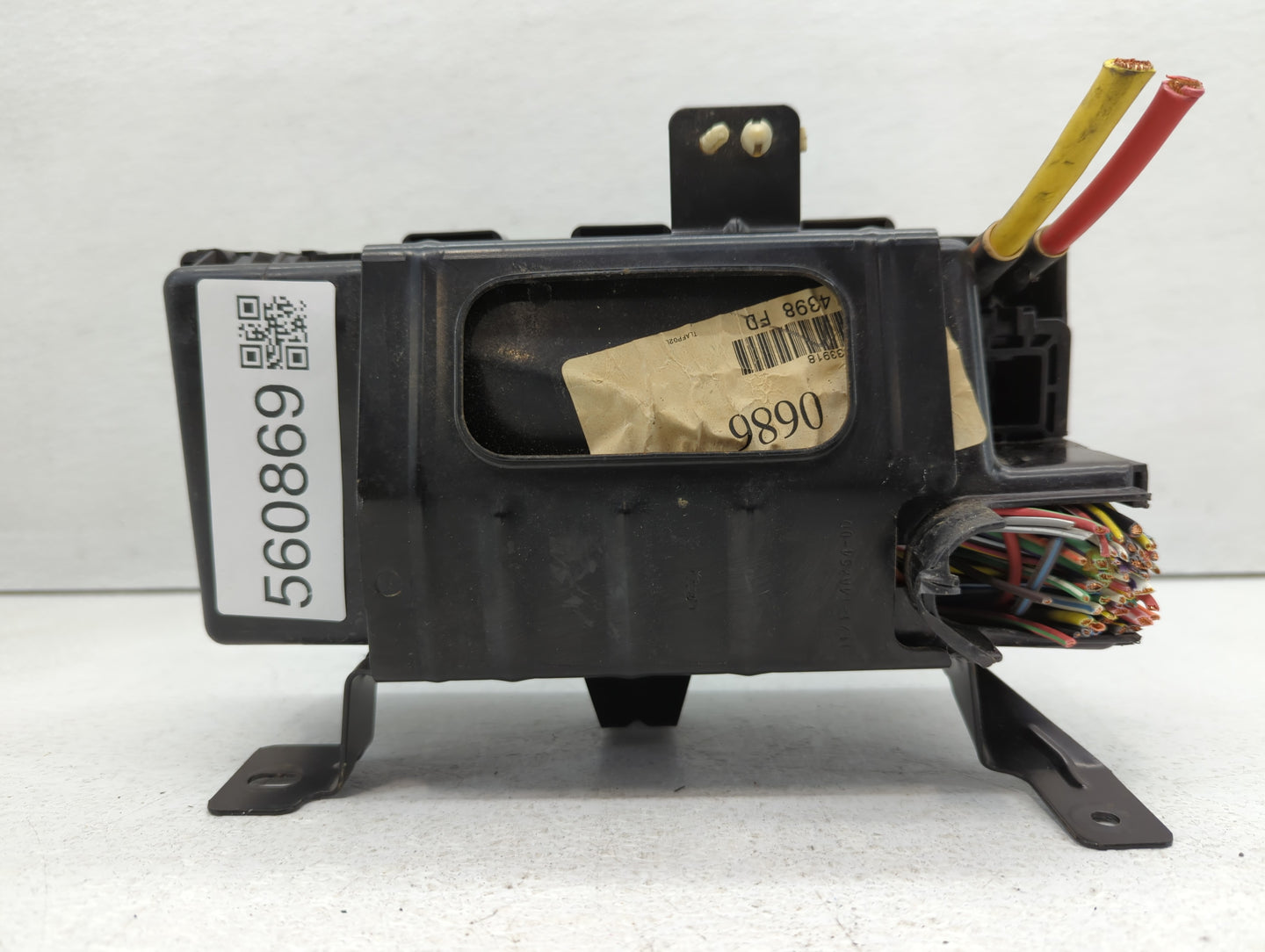 2004-2005 Lincoln Aviator Fusebox Fuse Box Panel Relay Module Fits Fits 2004 2005 OEM Used Auto Parts - Oemusedautoparts1.co