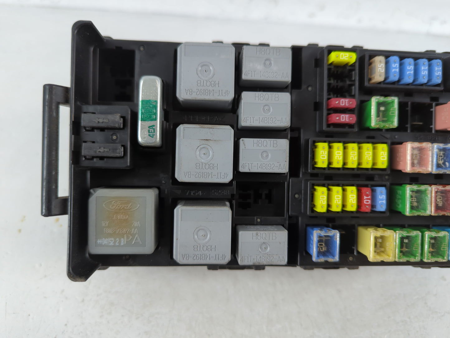 2004-2005 Lincoln Aviator Fusebox Fuse Box Panel Relay Module P/N:5C5T14398BD Fits Fits 2004 2005 OEM Used Auto Parts - Oemu