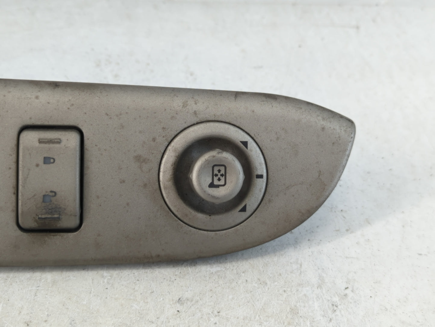 2003-2005 Lincoln Aviator Master Power Window Switch Replacement Driver Side Left P/N:7814T7814 Fits Fits 2003 2004 2005 OEM