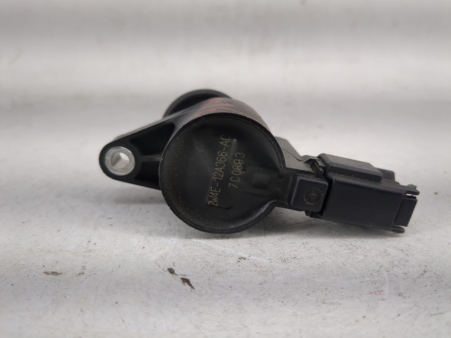 2005 Lincoln Ls Ignition Coil Igniter Pack - Oemusedautoparts1.com