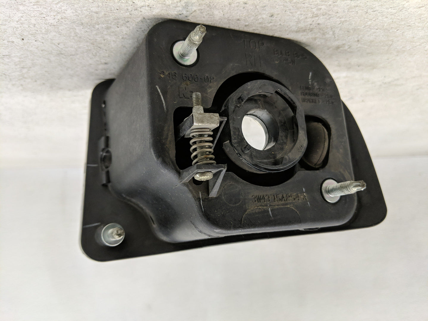 2005 Lincoln Ls Passenger Right Oem Front Light Lamp - Oemusedautoparts1.com