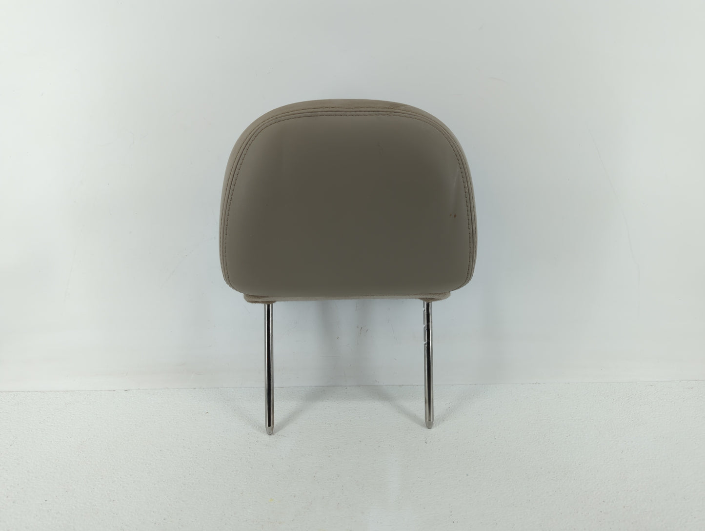 2005 Lincoln Ls Headrest Head Rest Rear Seat Fits OEM Used Auto Parts - Oemusedautoparts1.com