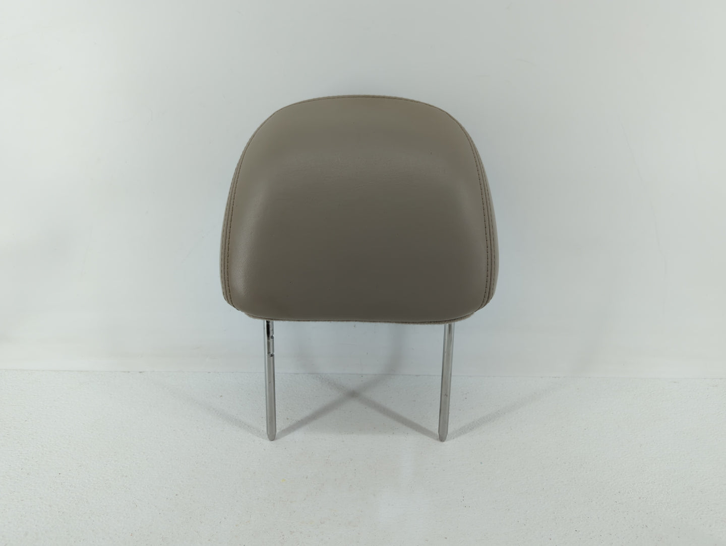 2005 Lincoln Ls Headrest Head Rest Rear Seat Fits OEM Used Auto Parts - Oemusedautoparts1.com