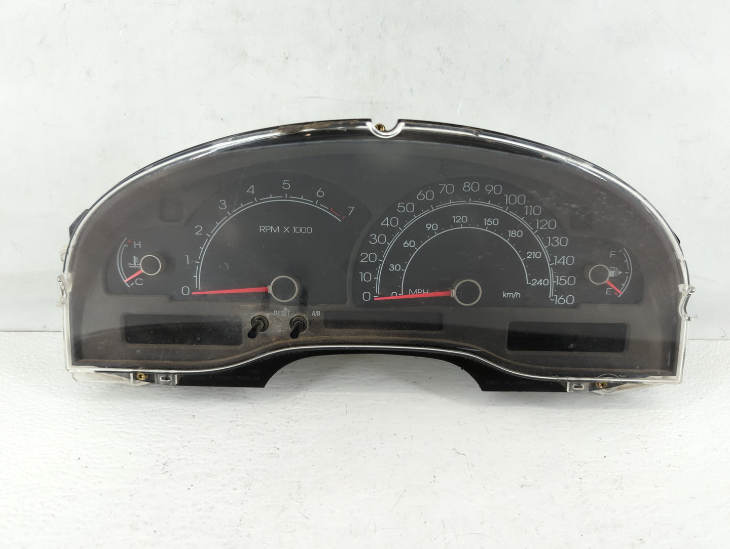 2005 Lincoln Ls Instrument Cluster Speedometer Gauges P/N:XW4F-10A855-A Fits OEM Used Auto Parts - Oemusedautoparts1.com