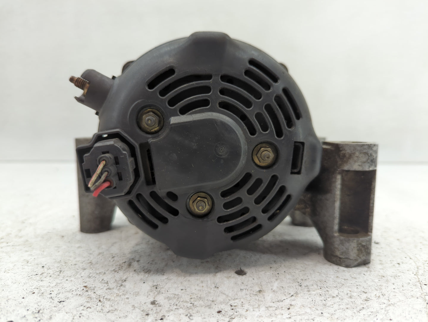 2005 Lincoln Ls Alternator Replacement Generator Charging Assembly Engine OEM P/N:4W4T-10300-BA Fits OEM Used Auto Parts - O