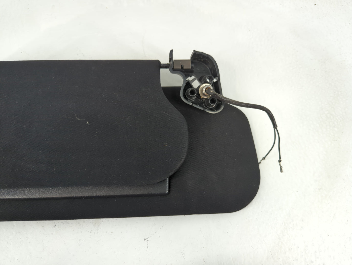 2005 Lincoln Ls Sun Visor Shade Replacement Driver Left Mirror Fits OEM Used Auto Parts - Oemusedautoparts1.com
