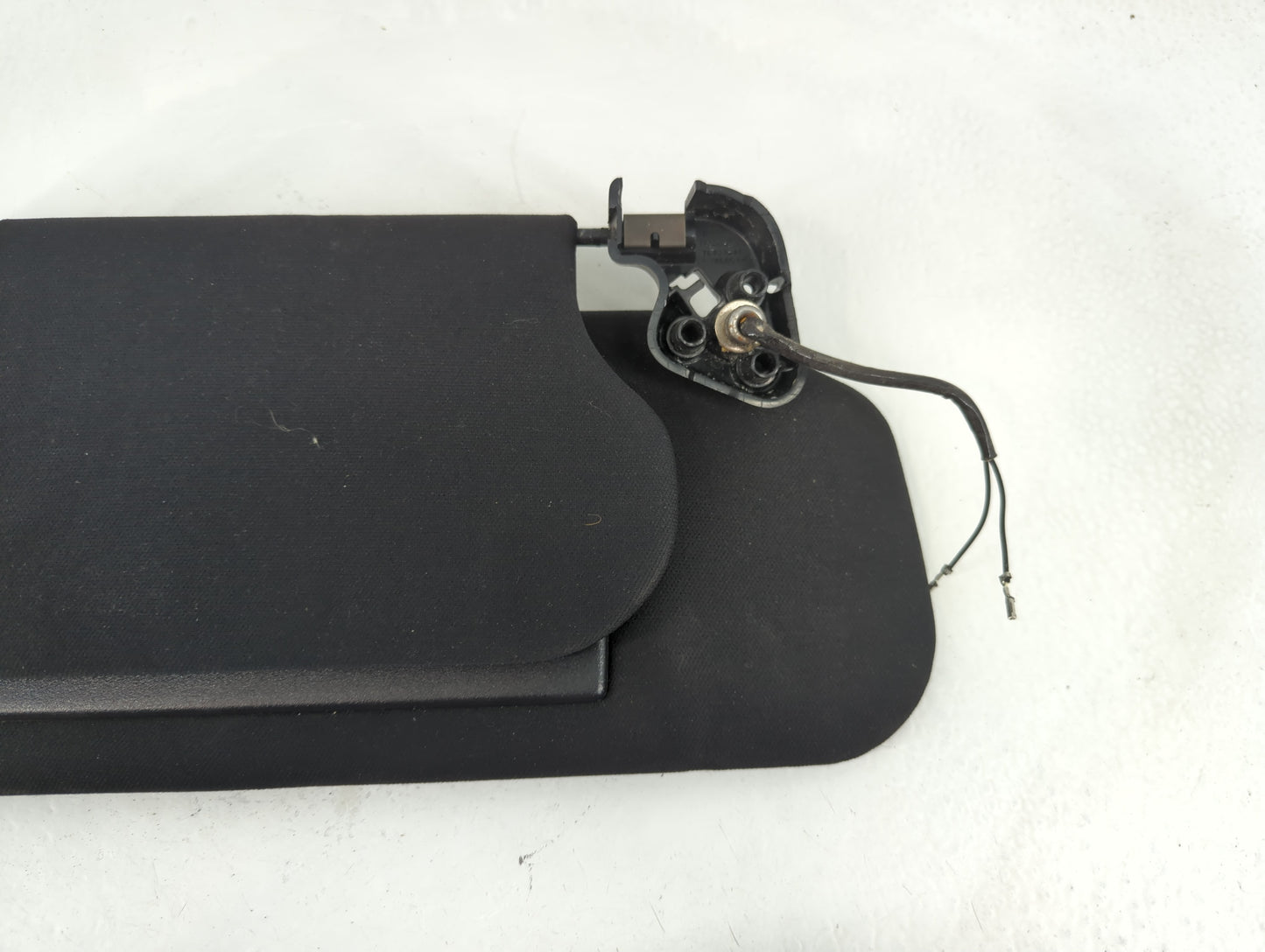 2005 Lincoln Ls Sun Visor Shade Replacement Driver Left Mirror Fits OEM Used Auto Parts - Oemusedautoparts1.com