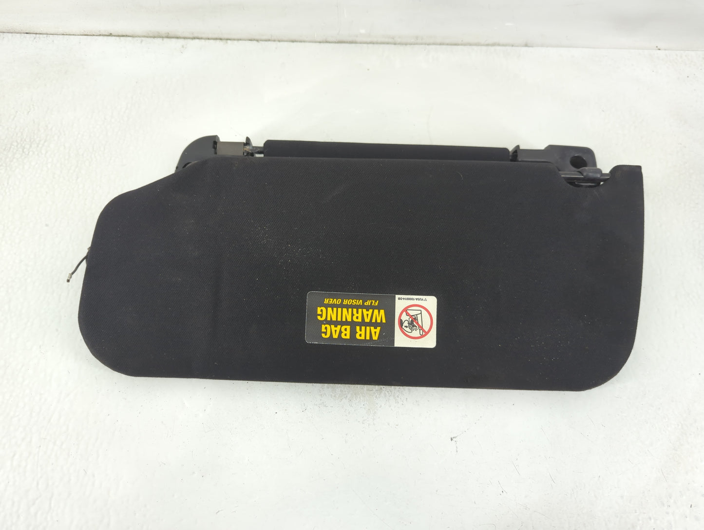 2005 Lincoln Ls Sun Visor Shade Replacement Driver Left Mirror Fits OEM Used Auto Parts - Oemusedautoparts1.com