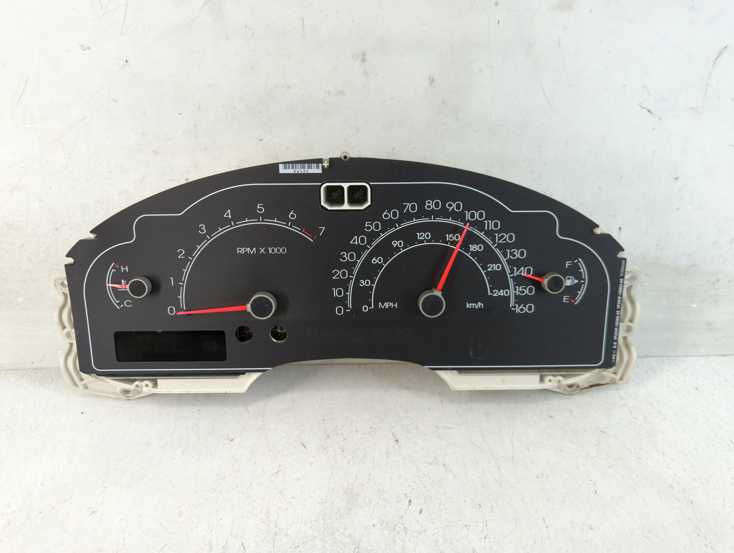 2005 Lincoln Ls Instrument Cluster Speedometer Gauges Fits OEM Used Auto Parts - Oemusedautoparts1.com