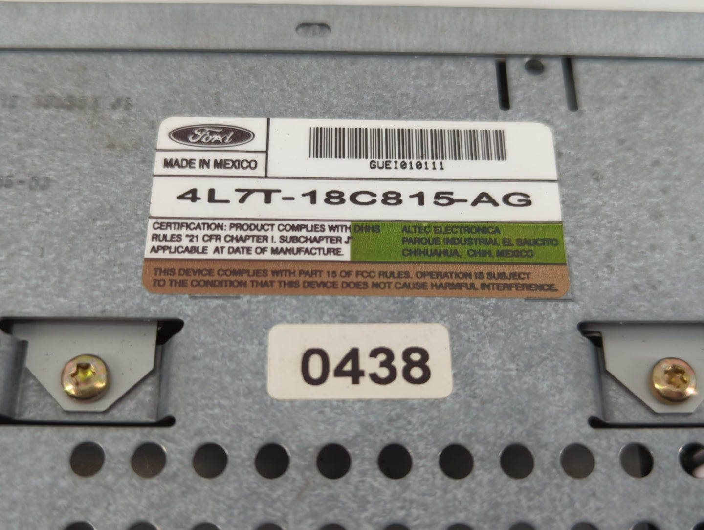 2005 Lincoln Navigator Radio AM FM Cd Player Receiver Replacement P/N:4L7T-18C815-AC 4L7T-18C815-AG Fits OEM Used Auto Parts