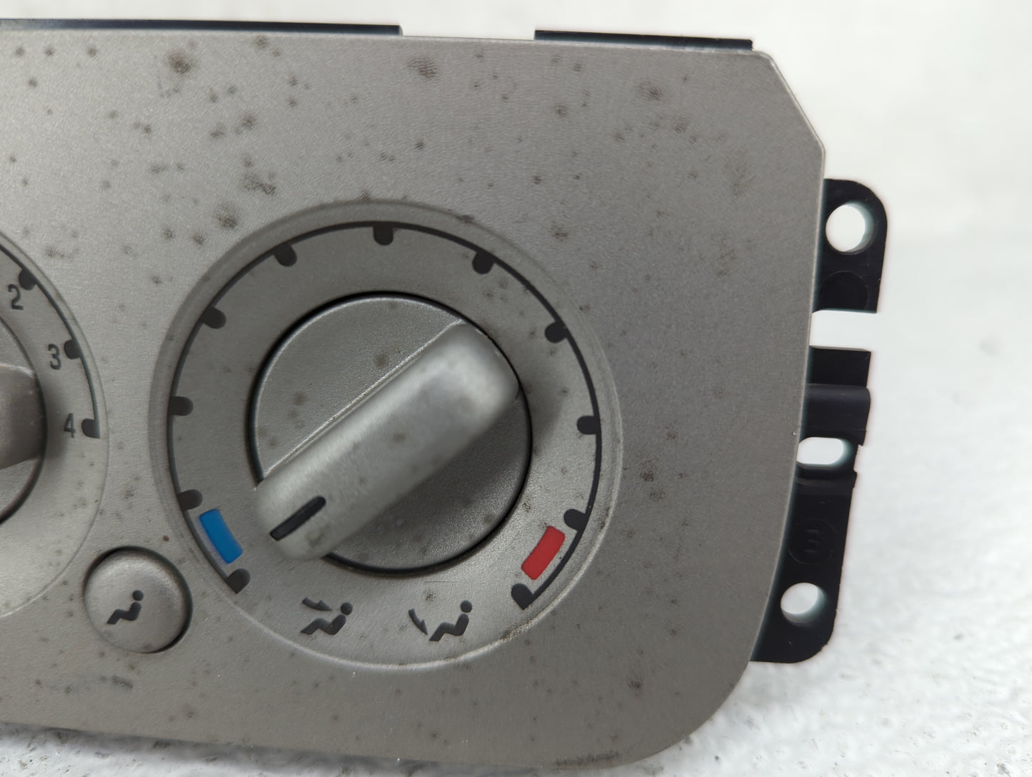 2005 Lincoln Navigator Climate Control Module Temperature AC/Heater Replacement Fits OEM Used Auto Parts - Oemusedautoparts1