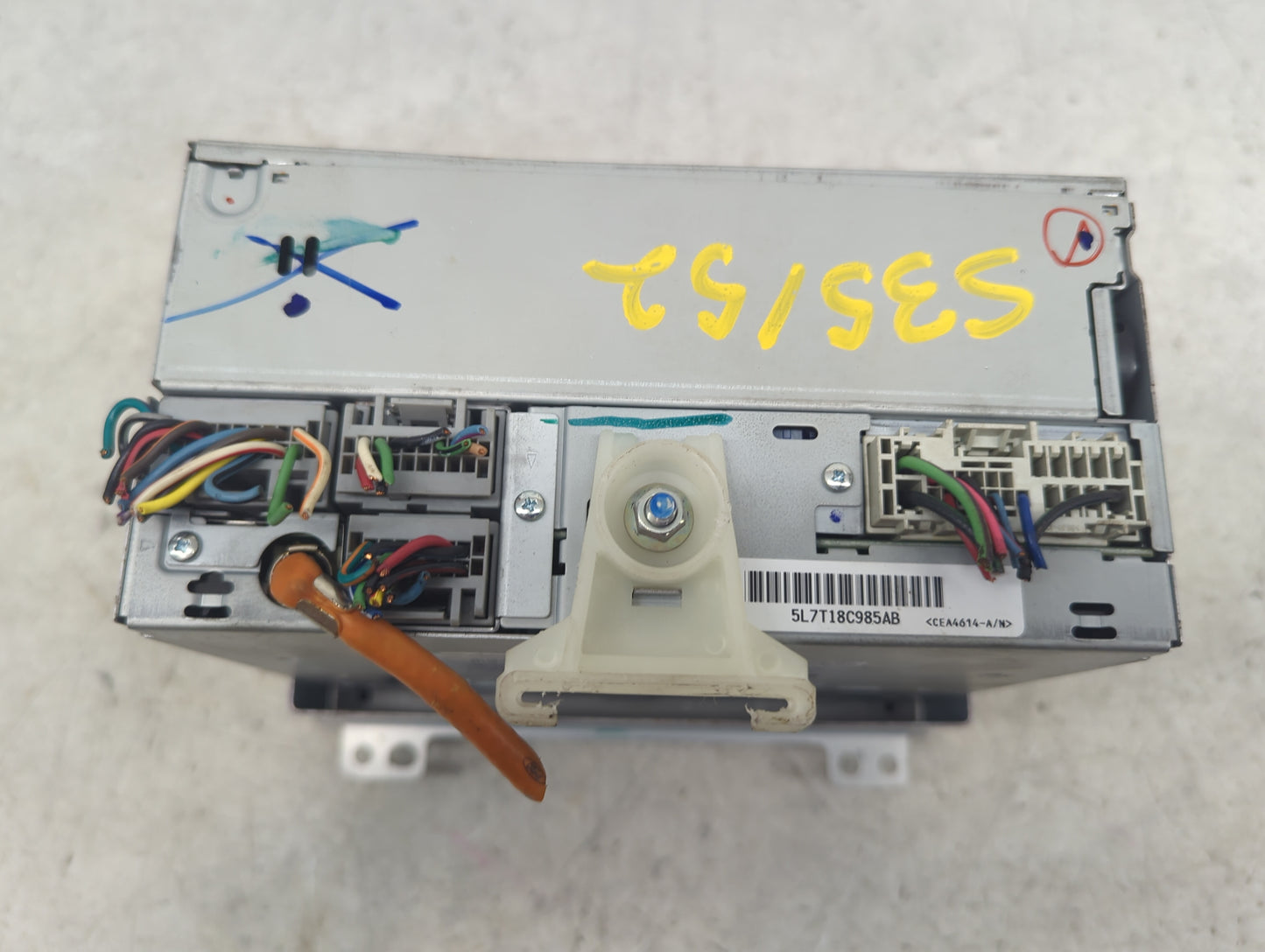 2005 Lincoln Navigator Radio AM FM Cd Player Receiver Replacement P/N:5L7T-18C985-AB 5L7T18C985AB, AVX-M6224727, 0AG7104D Fi