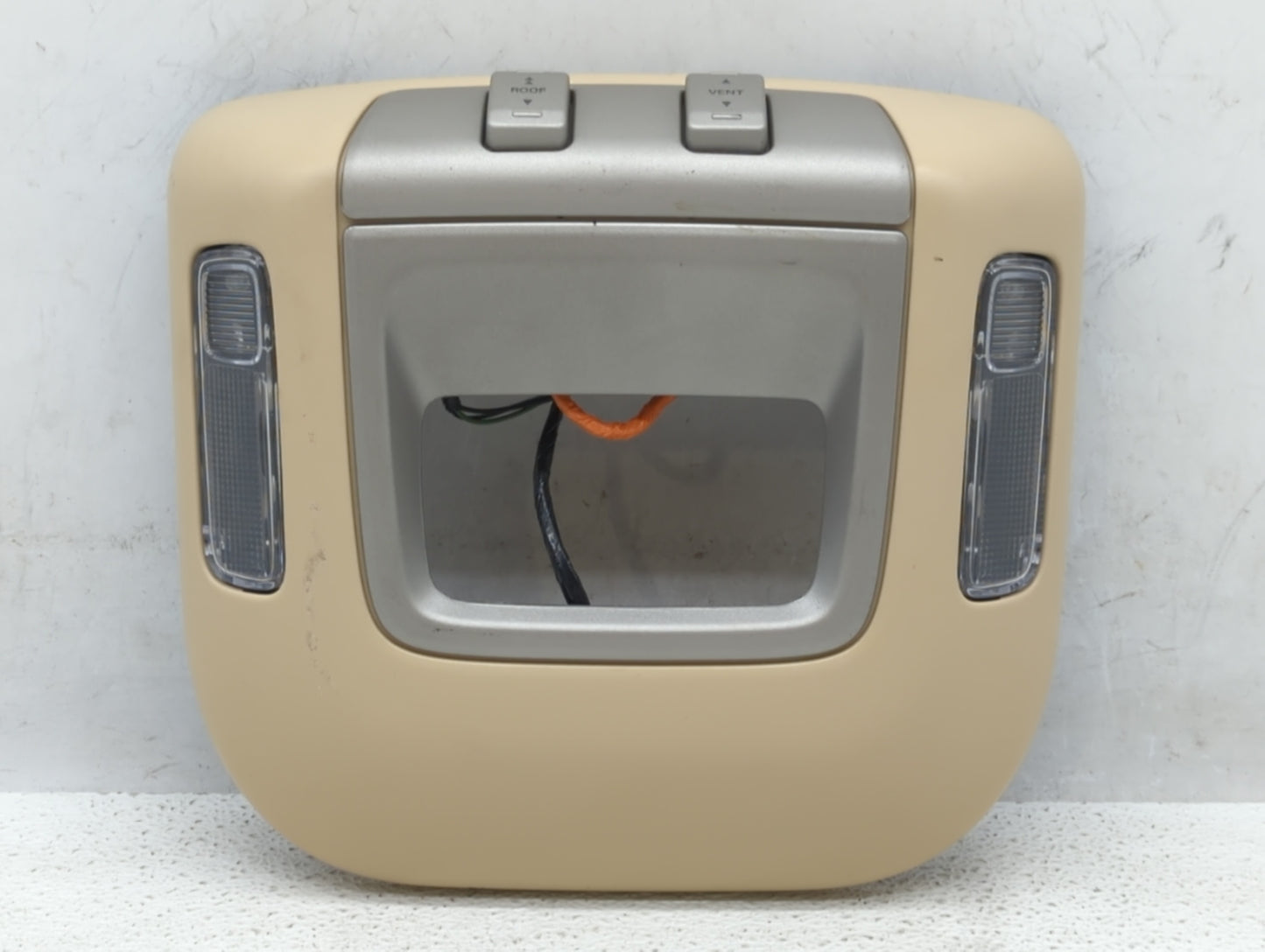 2005 Lincoln Navigator Center Floor Console P/N:78519A58 Fits OEM Used Auto Parts - Oemusedautoparts1.com