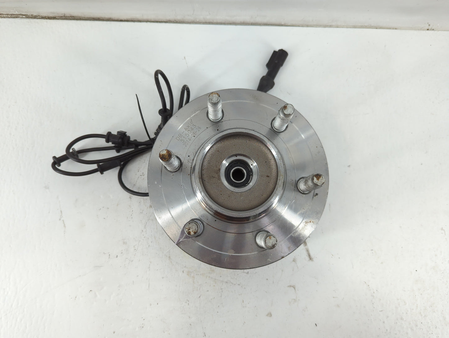 2005 Lincoln Navigator Driver Front Wheel Hub Oem - Oemusedautoparts1.com