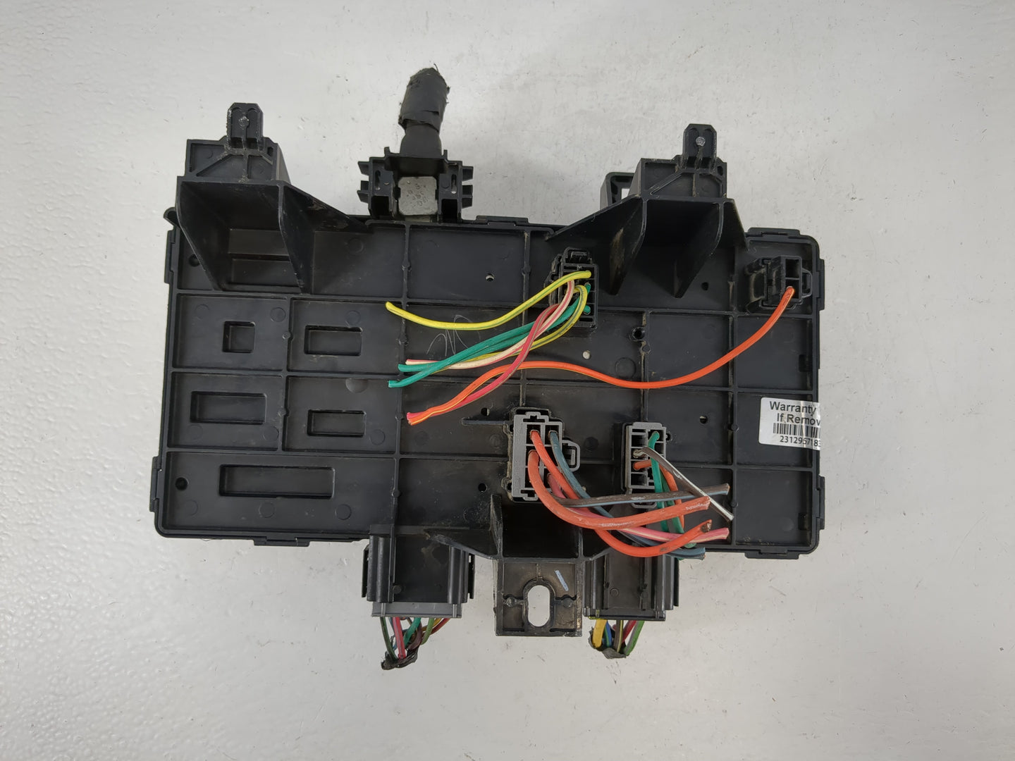 2004-2011 Lincoln Town Car Fusebox Fuse Box Panel Relay Module P/N:2L1T-14N003-DB 2C7T-14N003-A Fits OEM Used Auto Parts - O