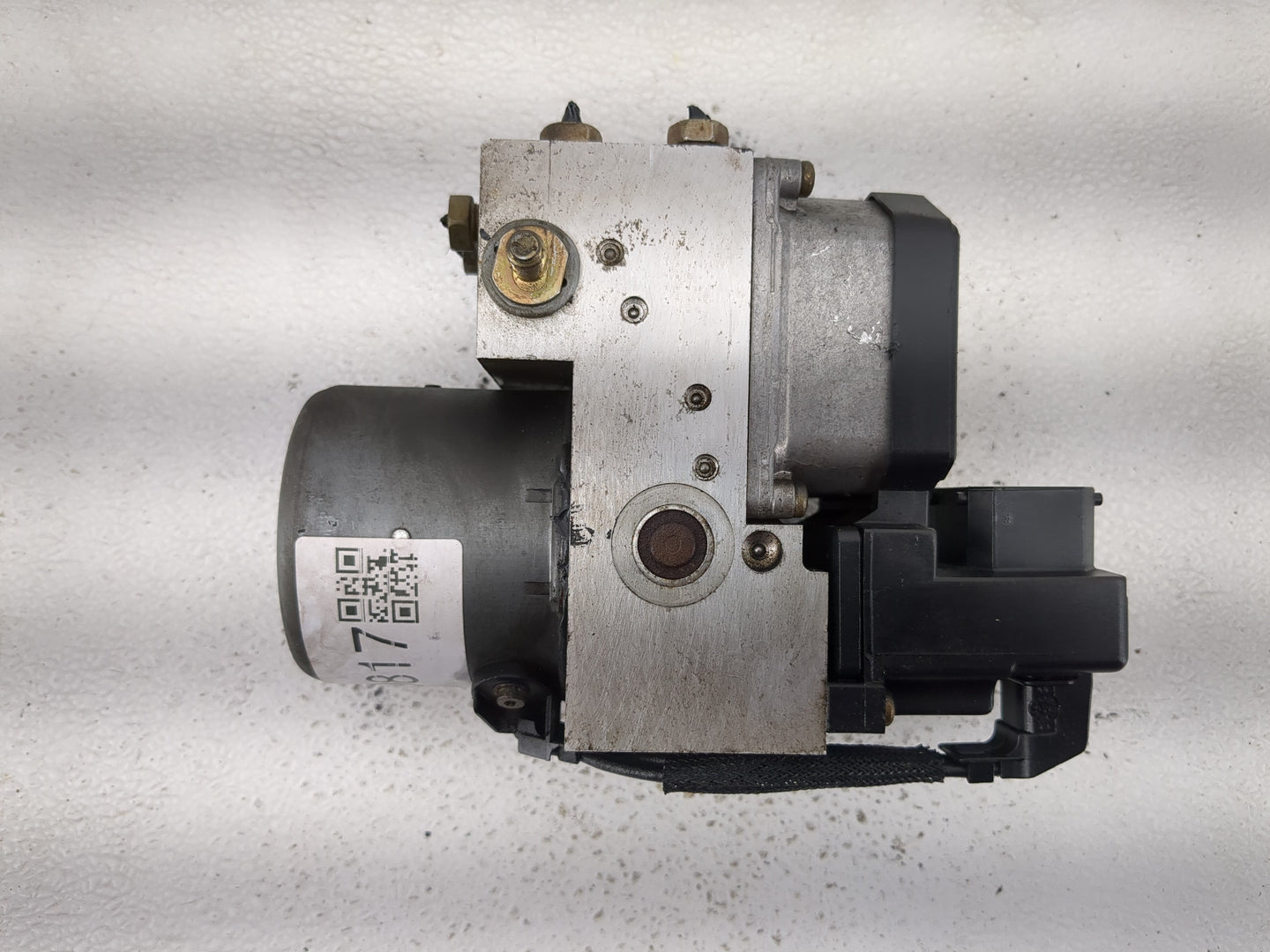 2005 Lincoln Town Car ABS Pump Control Module Replacement P/N:5W13-2C353-A Fits OEM Used Auto Parts - Oemusedautoparts1.com