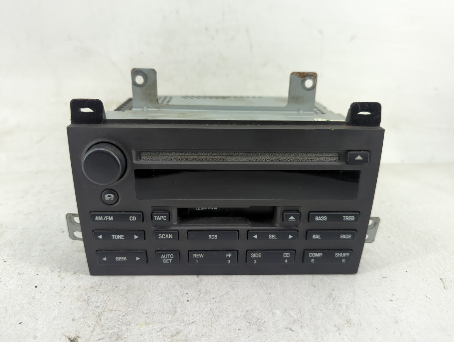 2003-2005 Lincoln Town Car Radio AM FM Cd Player Receiver Replacement P/N:3W1T-18C868-AH Fits Fits 2003 2004 2005 OEM Used A
